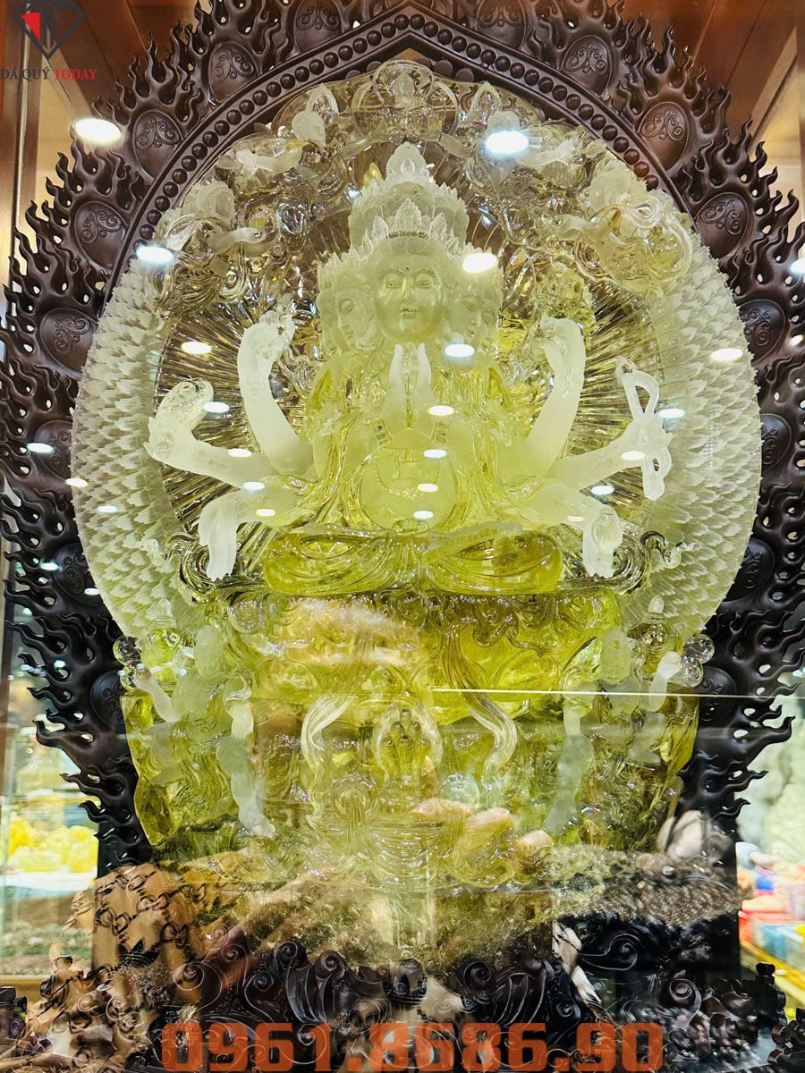 Tượng phật quan âm nghìn mắt nghìn tay thờ tại gia bằng đá thạch anh vàng